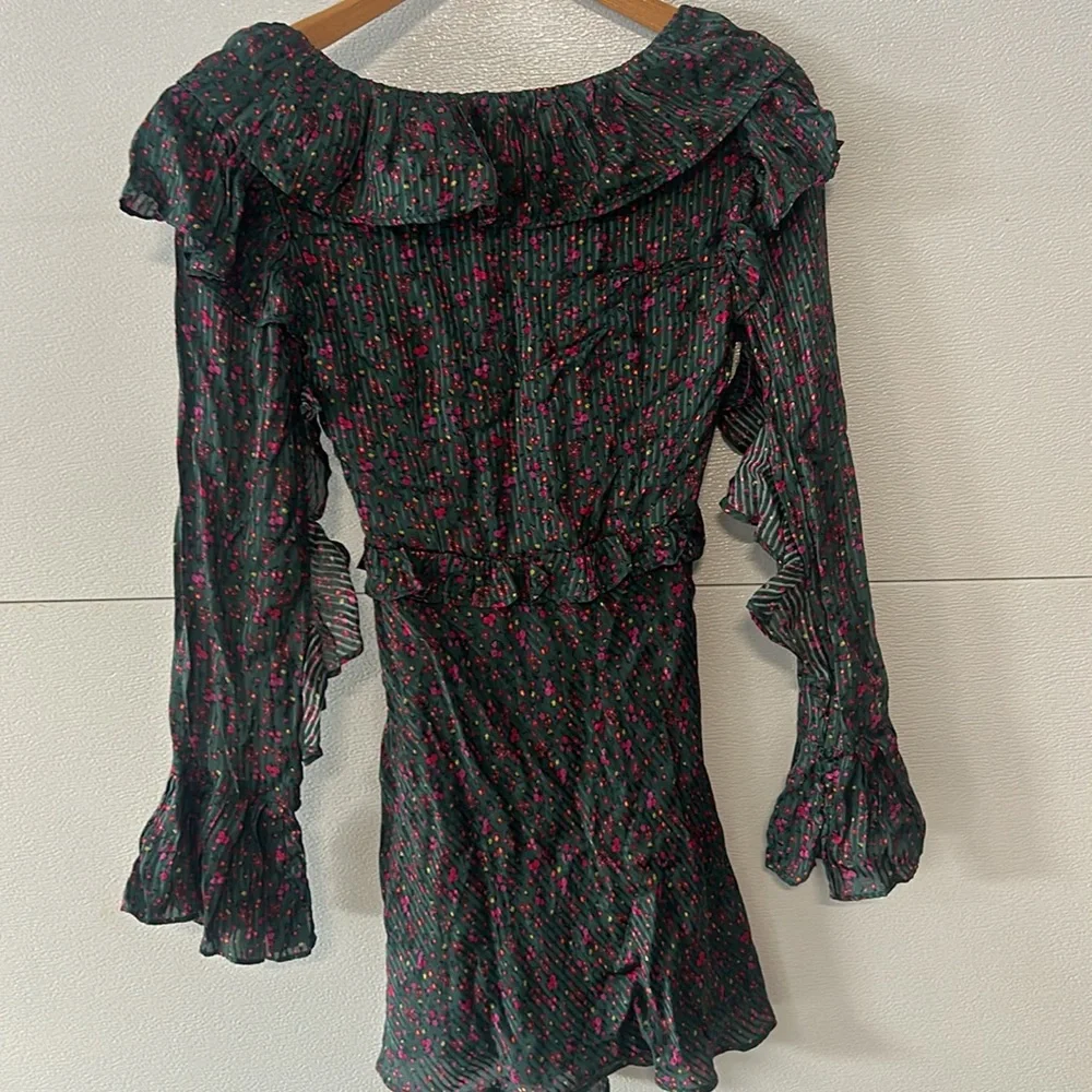 Free People fun vintage style dress. Fits like a 2 - Picture 3 of 3